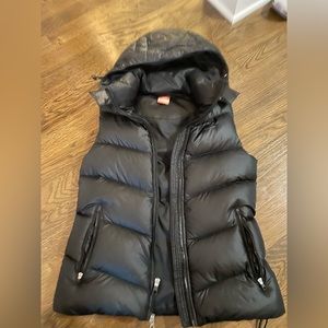 Nike Down Black Vest Sz Small EUC